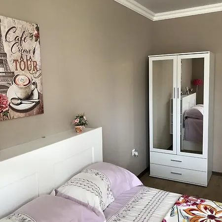 Miracle Studio At Sea Shore Apartment